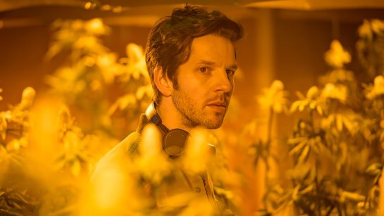 Кадр из 5 серии 4 сезона сериала «Голяк»